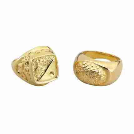 Gold Sovereign Ring img.