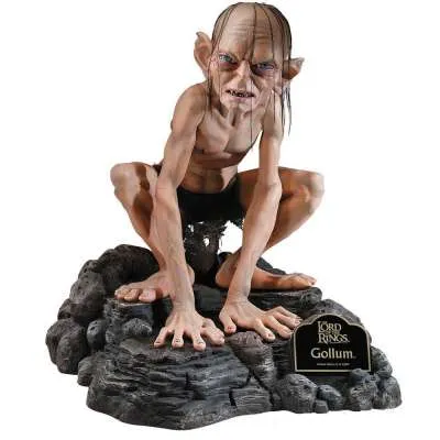 6 Reasons Why Gollum & The Ring are #RelationshipGoals | by Kalea Martin |  Life is Lit. | Medium