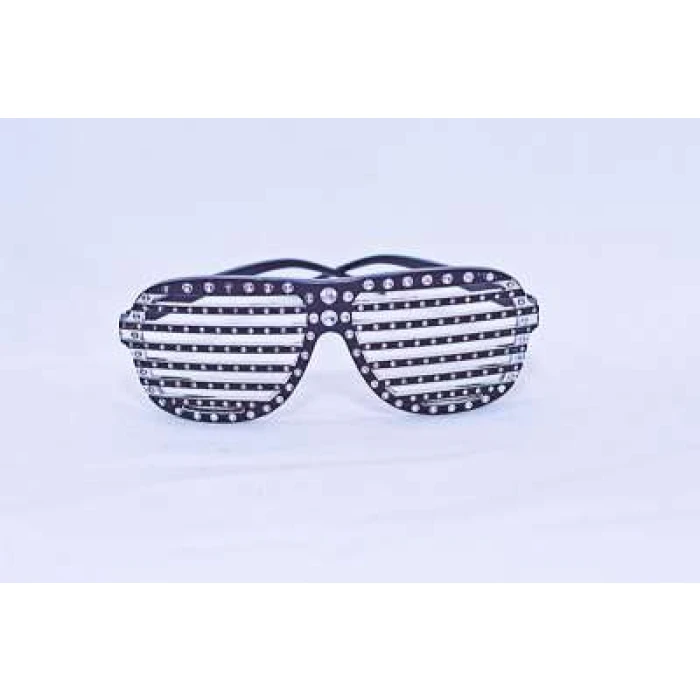 Party Glasses Grid - Image 1