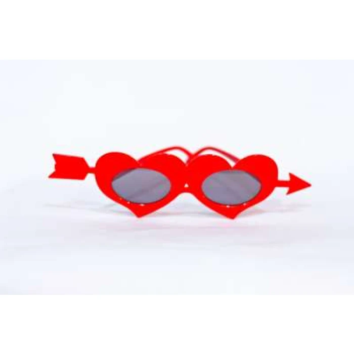 Party Glasses Heart with Arrow - Image 1